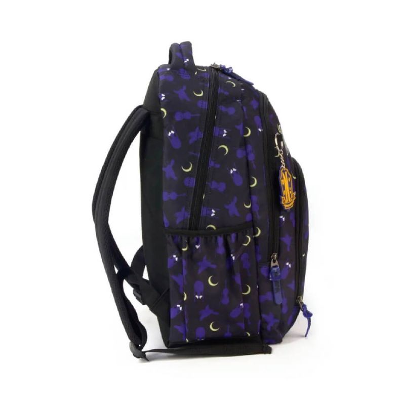 mochila-cporta-laptop-preto-wandinha-02